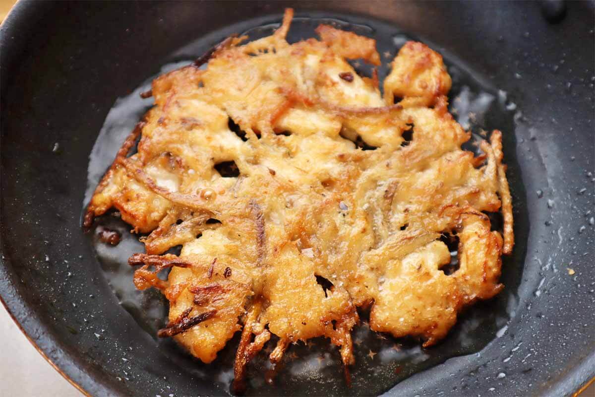 【メンズレシピ】チキンとごぼうの焼きかき揚げ