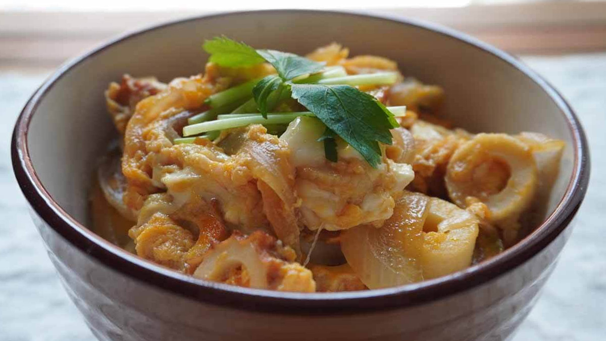 「鶏肉と食感そっくり……」激安で絶品！ちくわの親子丼【100円レシピ】