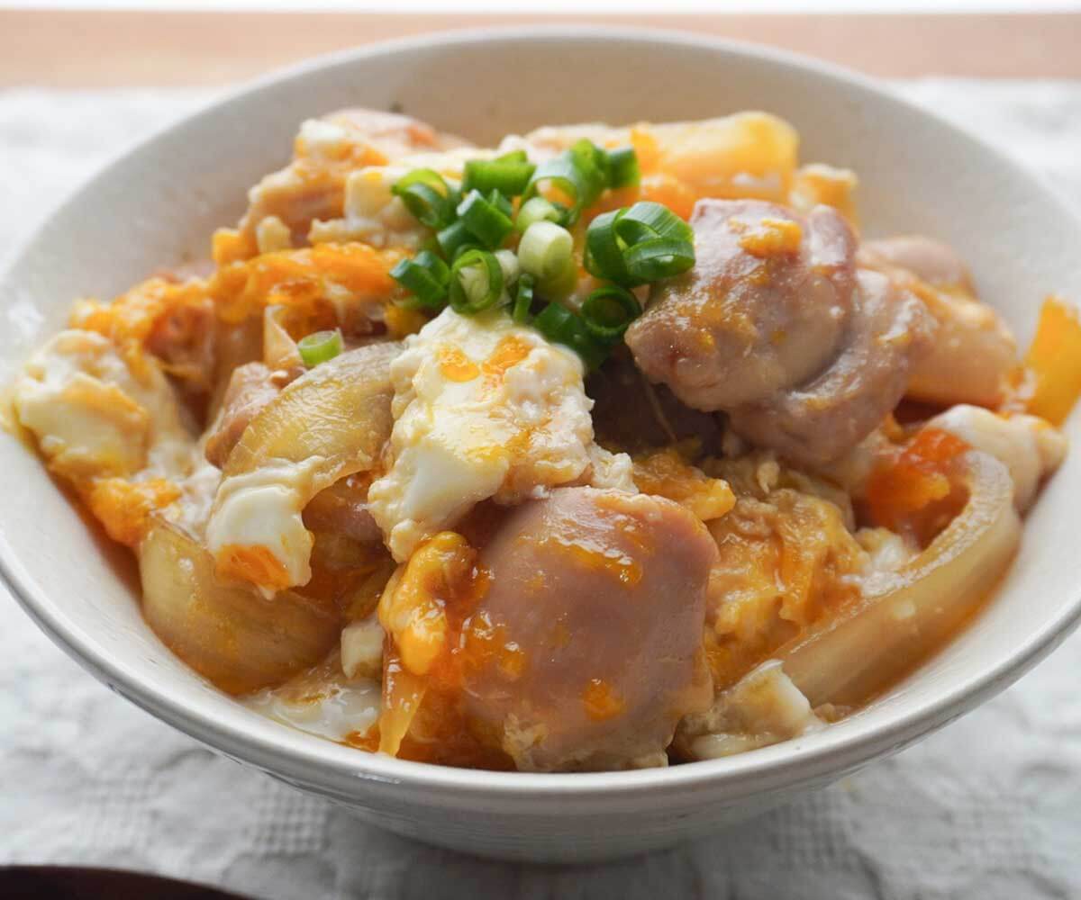 「その手があったかー！！」卵の加熱に驚きの秘密《ふわとろ親子丼》作り方