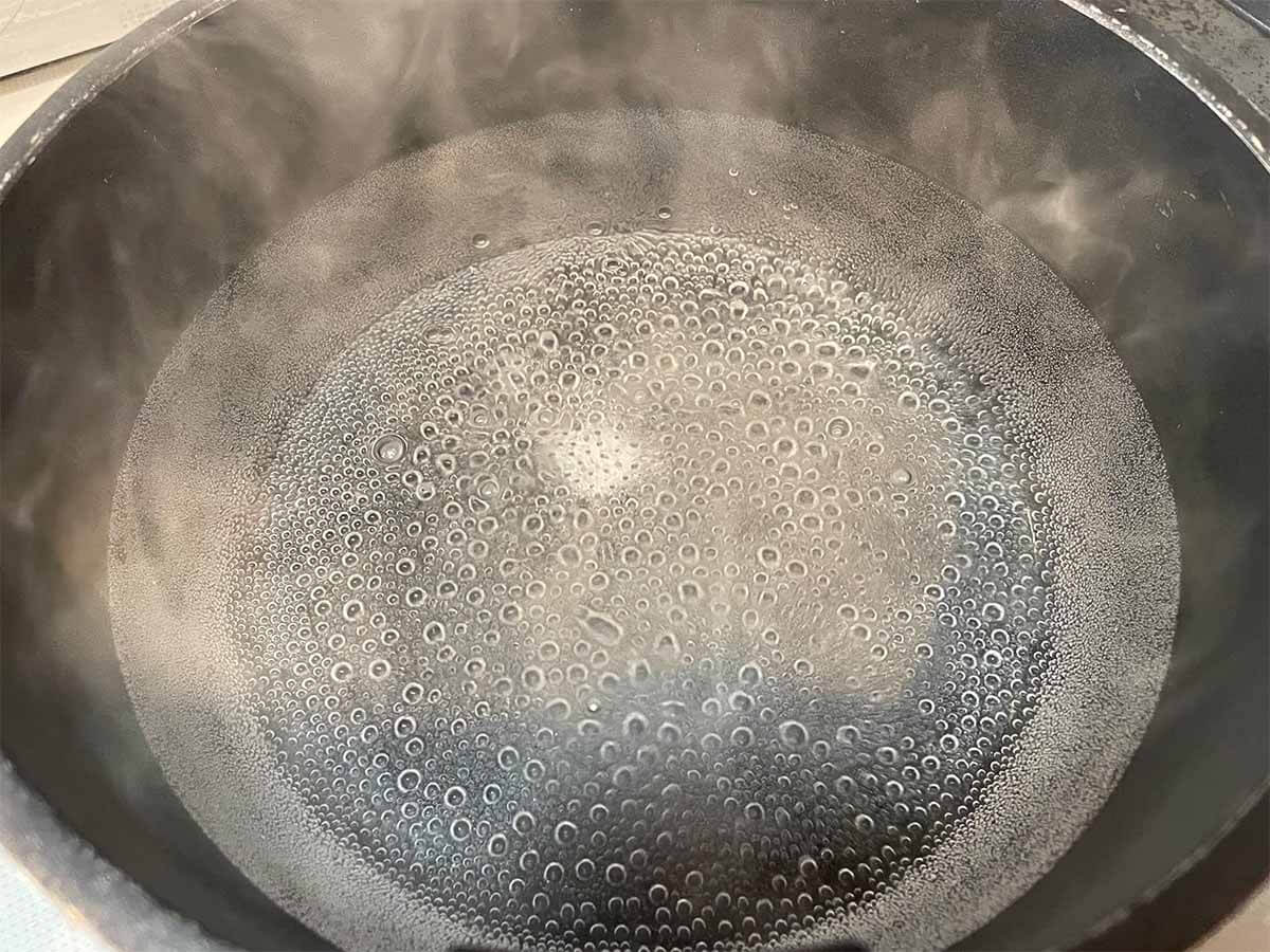 【メンズレシピ】カニのトマトクリームパスタ