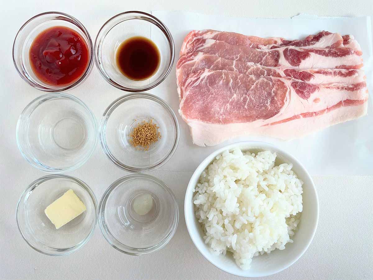 【メンズレシピ】ポークチャップ味の肉巻きおにぎり