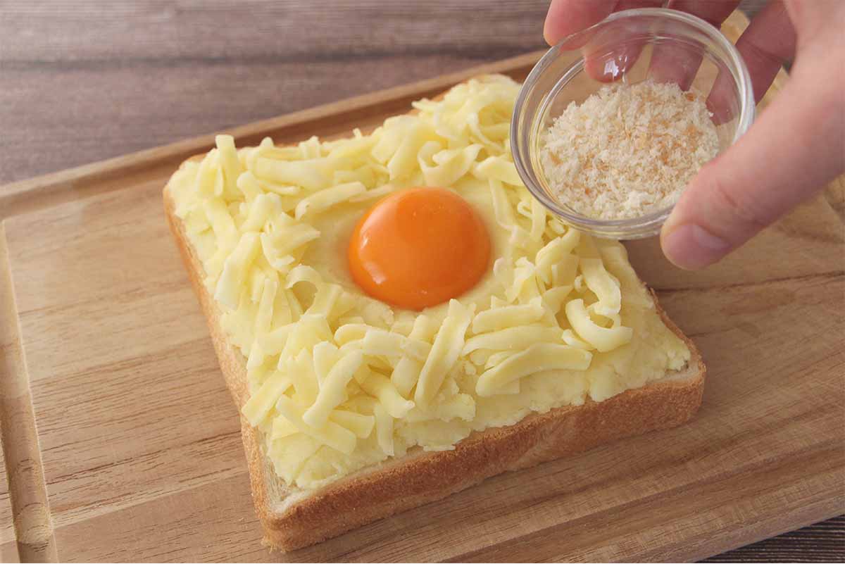 【メンズレシピ】さくさくポテたまトースト