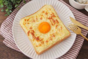 だまされたと思ってやってみて！！サクサク×ホクホクの新食感！ハマる“ごちそう”神トーストレシピ