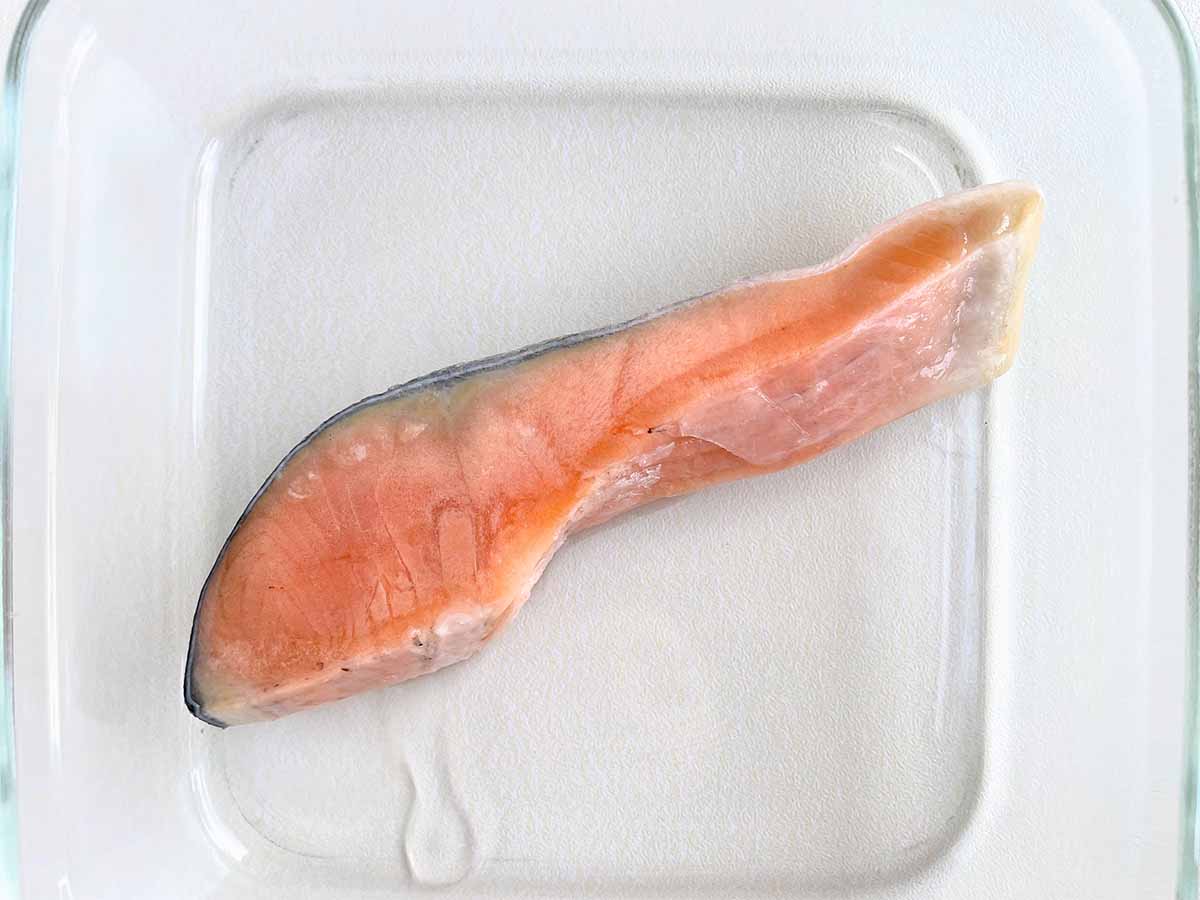【メンズレシピ】鮭と枝豆のおにぎり
