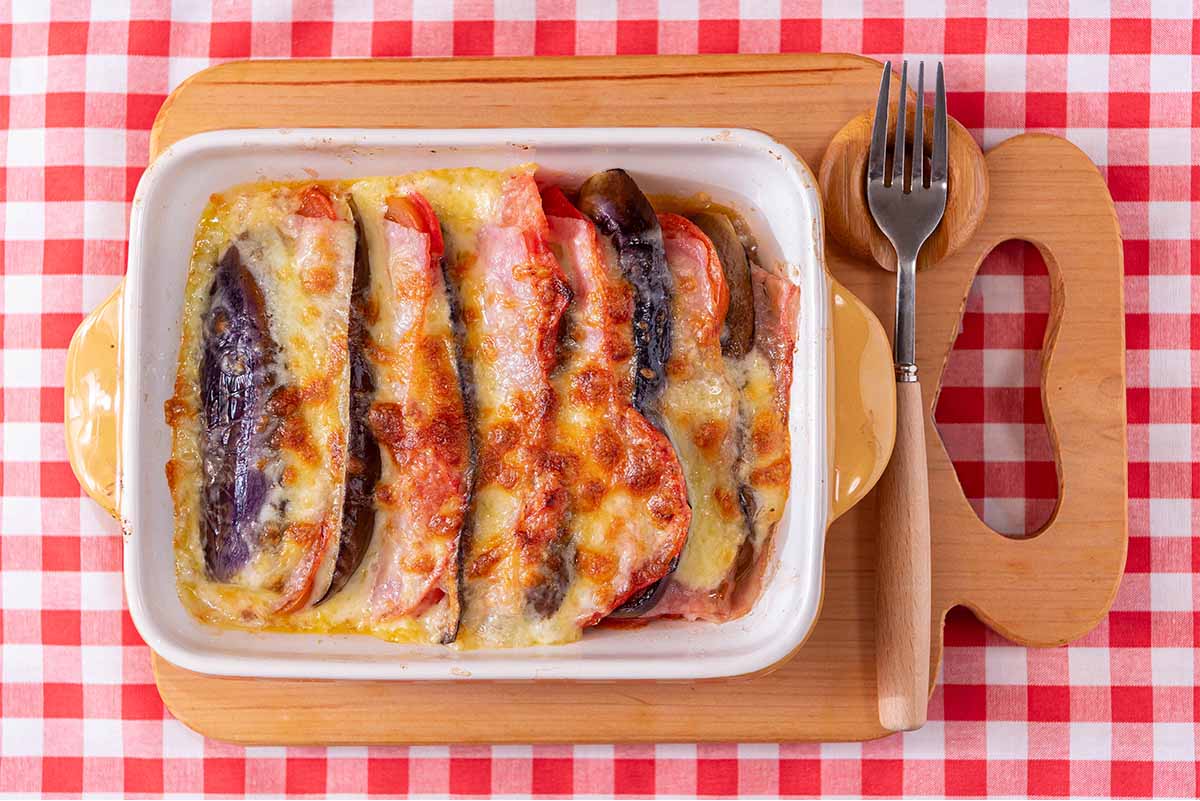 【メンズレシピ】ナスとトマトのグラタン