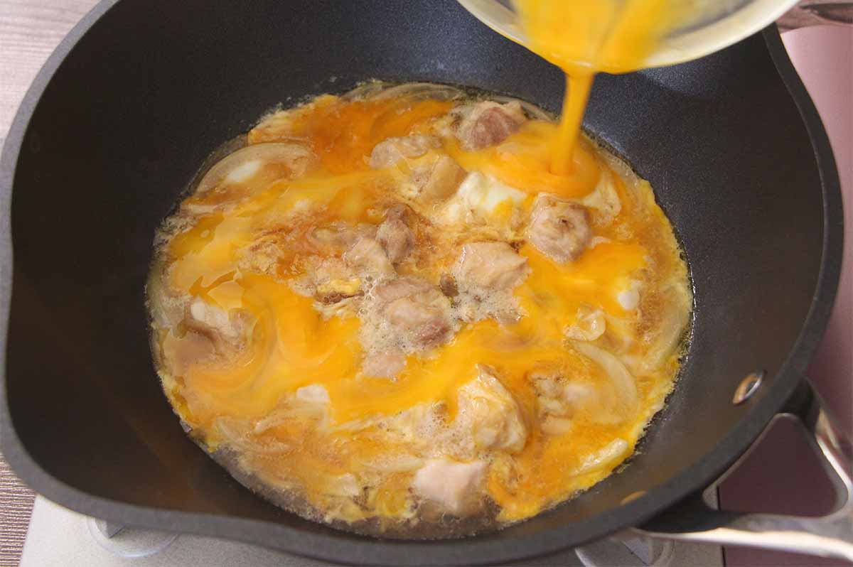 【メンズレシピ】とろとろチーズ親子丼