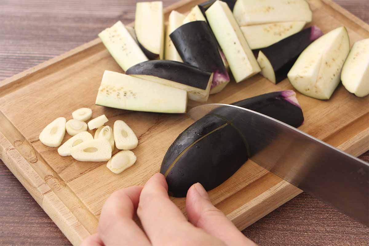 【メンズレシピ】なすと豚肉のぺペロン炒め