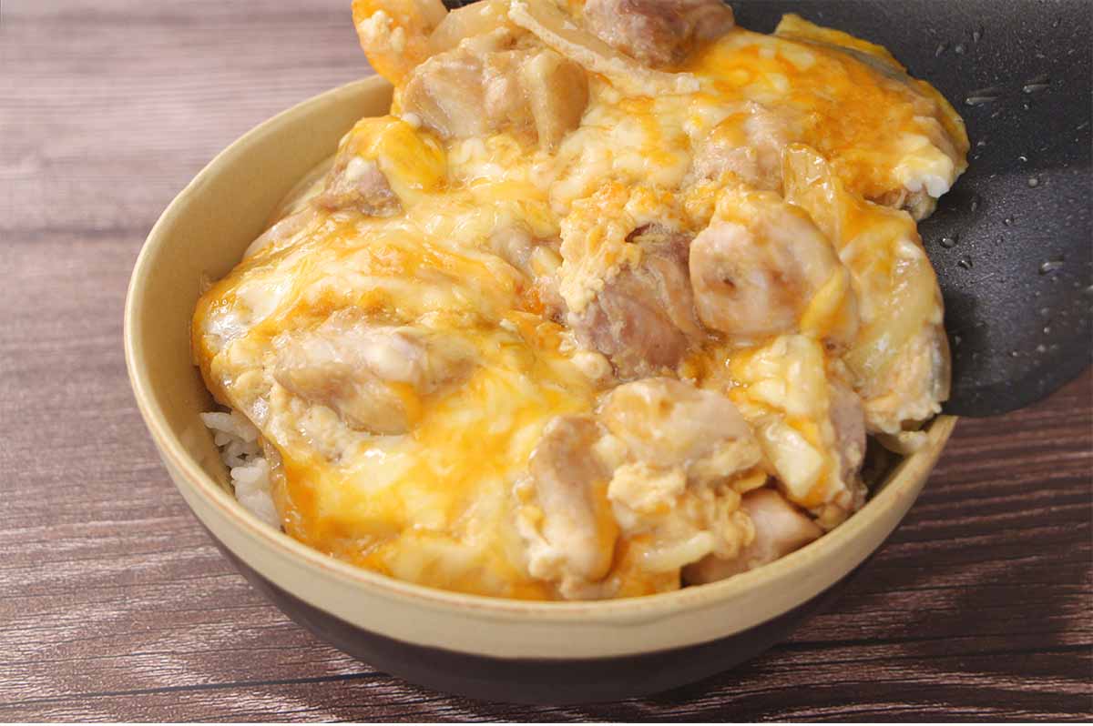 【メンズレシピ】とろとろチーズ親子丼