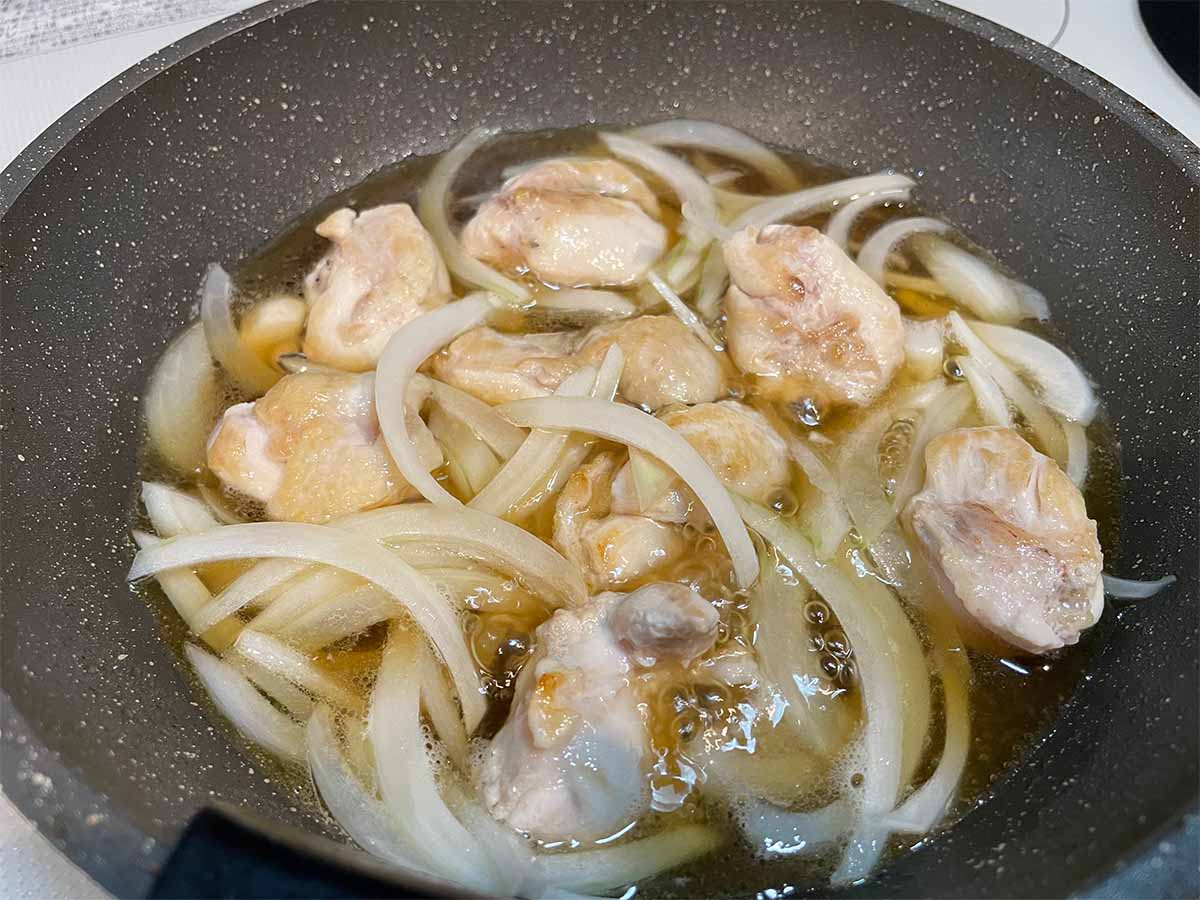 【メンズレシピ】3倍濃縮めんつゆで作る！失敗知らずの簡単親子丼