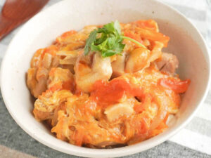 【親子丼の黄金比】味のバランス完璧！失敗しない基本レシピ