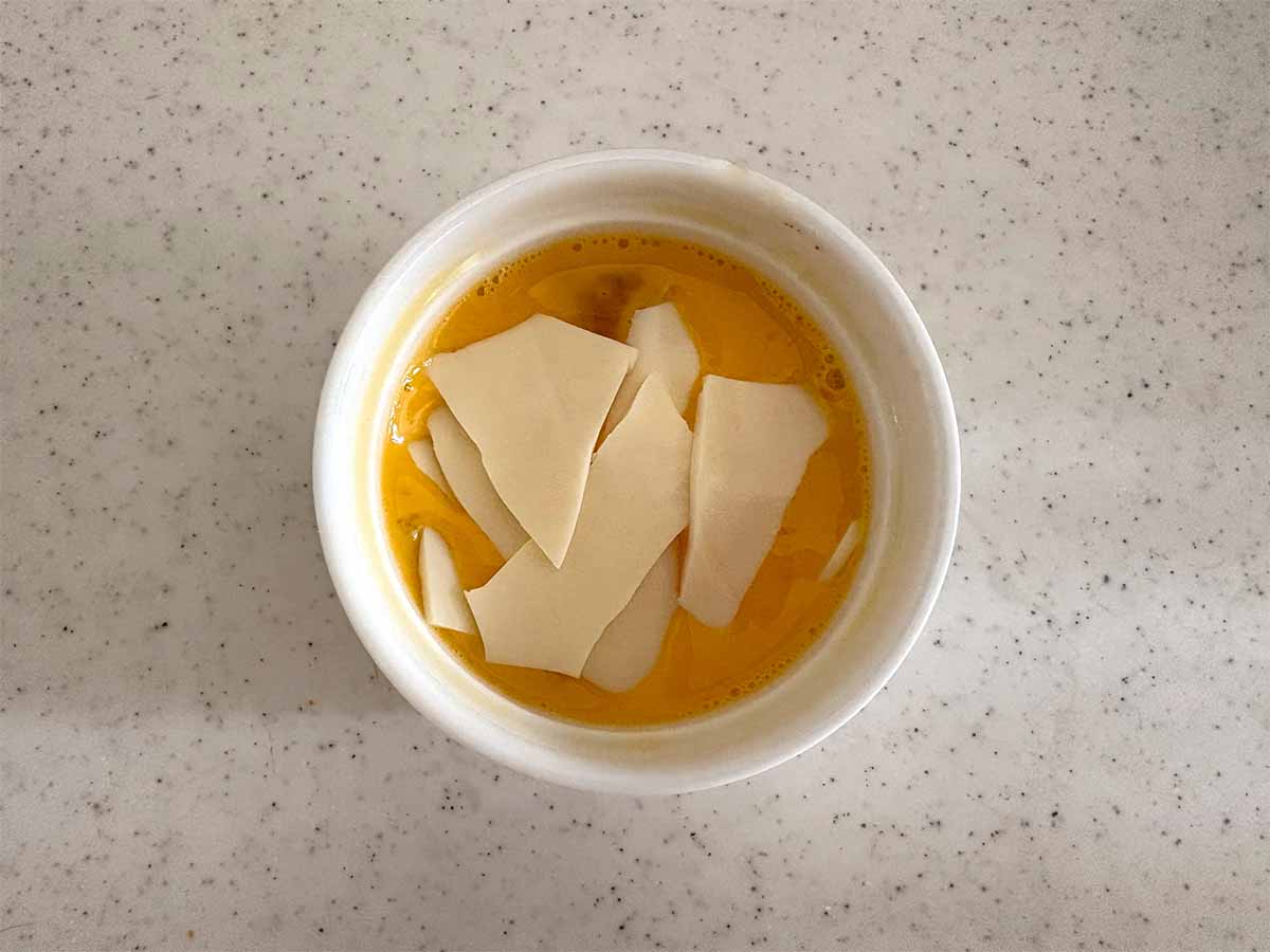 【メンズレシピ】とろたまソーセージ丼