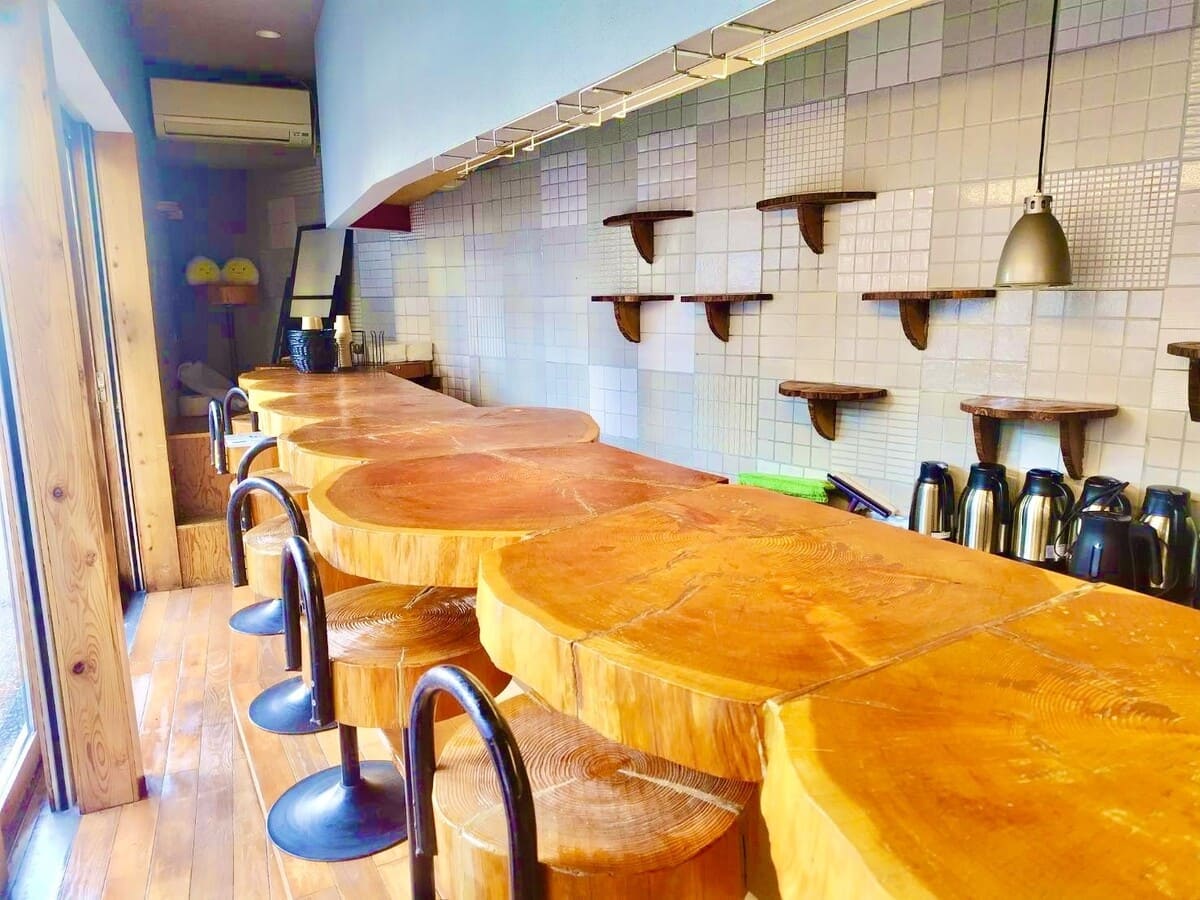 8◯8（ハチマルヤ）