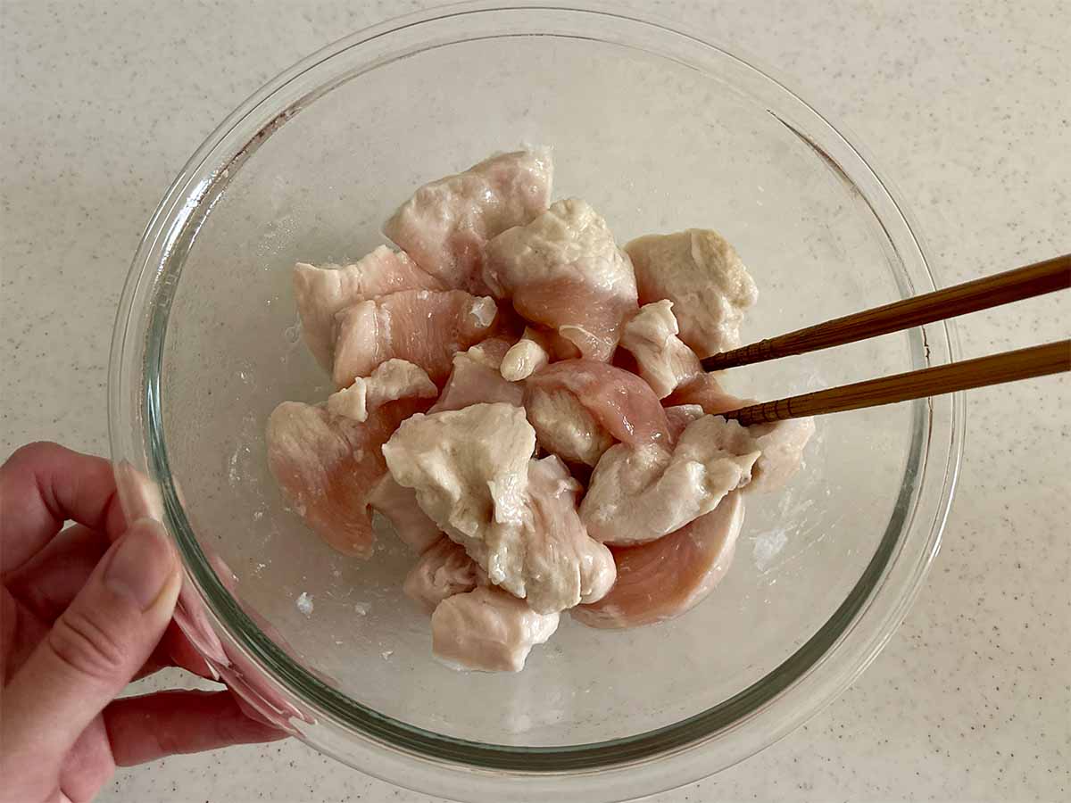 【メンズレシピ】さっぱりぷるぷる鶏むねナムル
