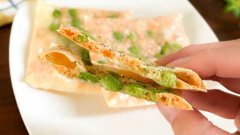 「自作のつまみが極上すぎる！」漆黒ペッパーと焦げたチーズ、もうビールが止まらない──。