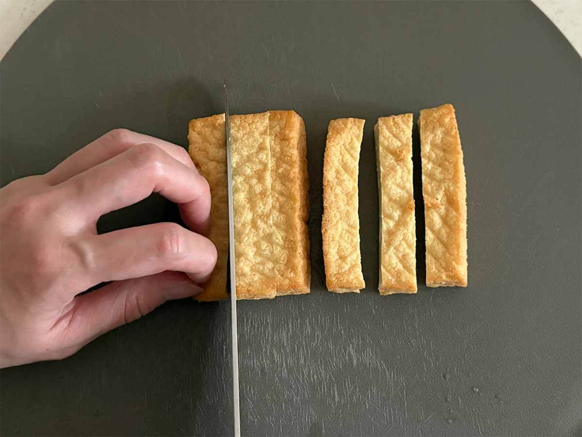 タサン志麻さん「肉巻き(豚薄切り肉&厚揚げ&きのこ)」