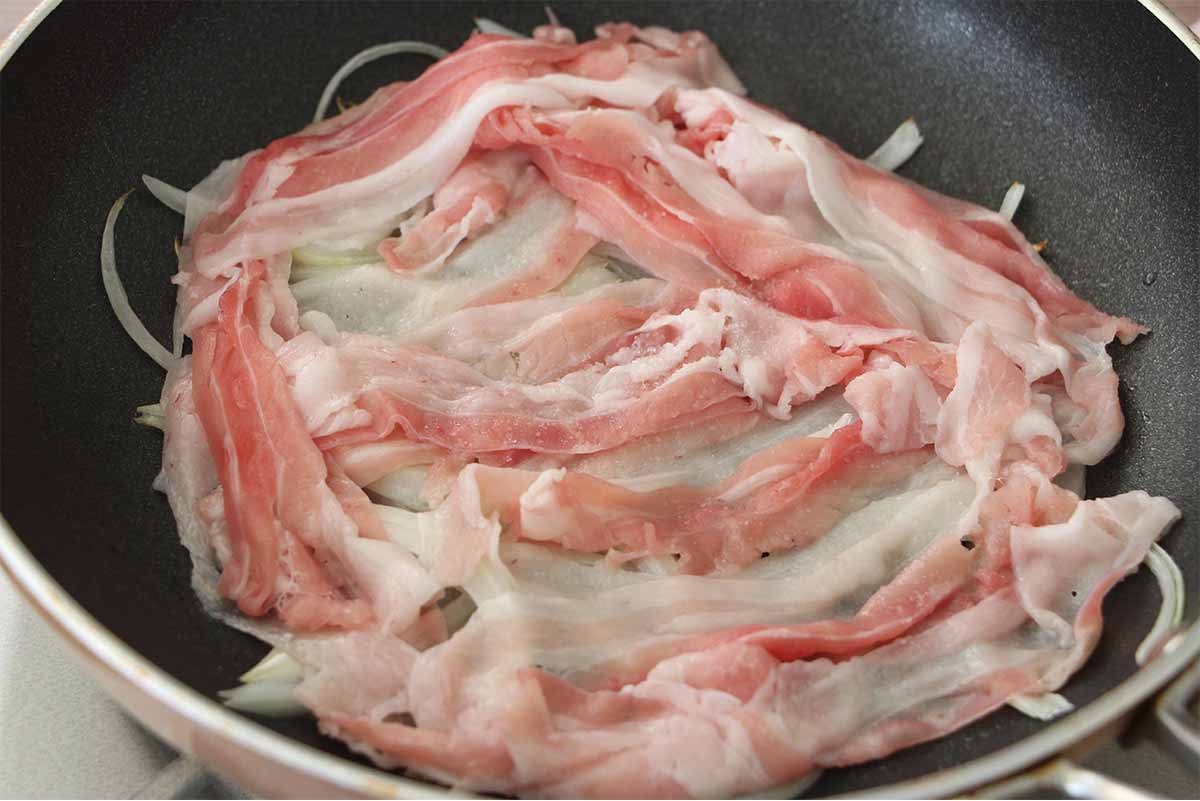 コウケンテツさん「市販の袋麺とソースで最高に美味しい焼きそば」