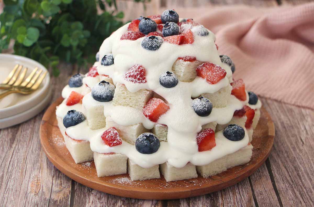 藤井恵さん「食パンツリー」