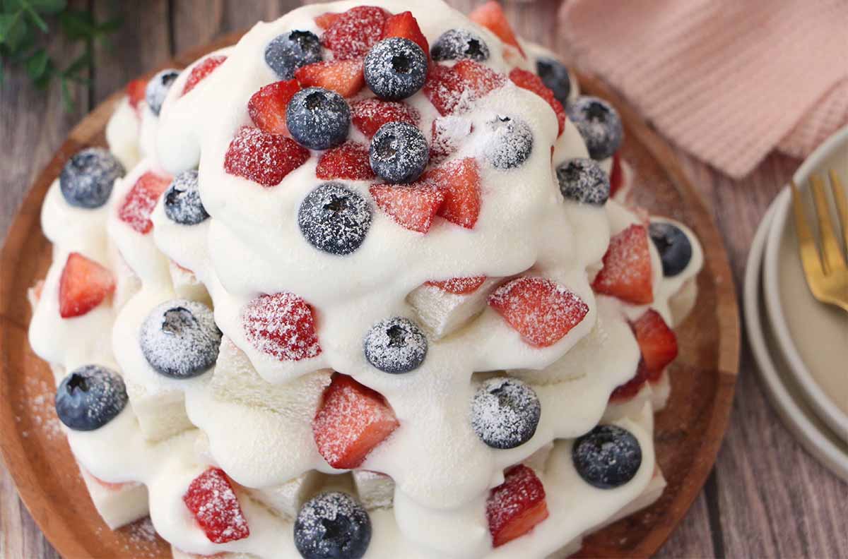 藤井恵さん「食パンツリー」