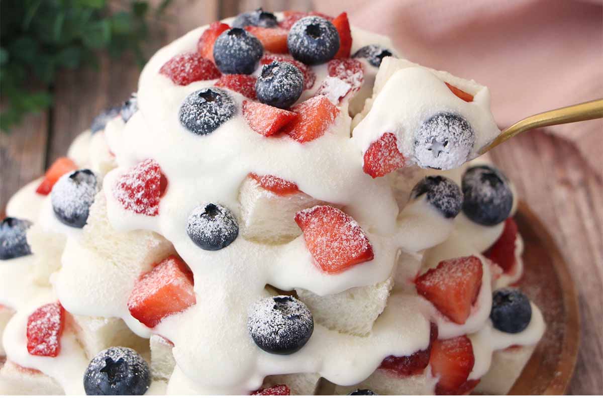 藤井恵さん「食パンツリー」