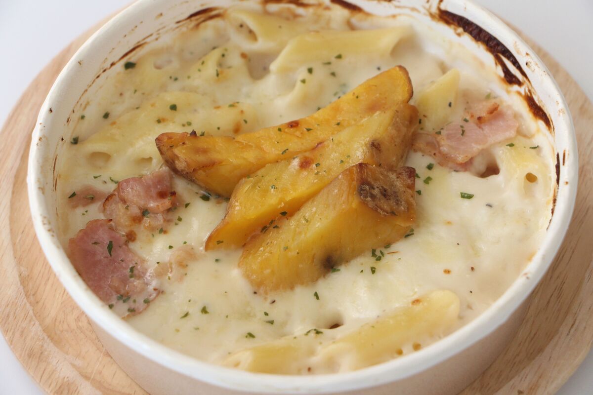 ファミリーマート「さつまいもとベーコンのクリームグラタン」