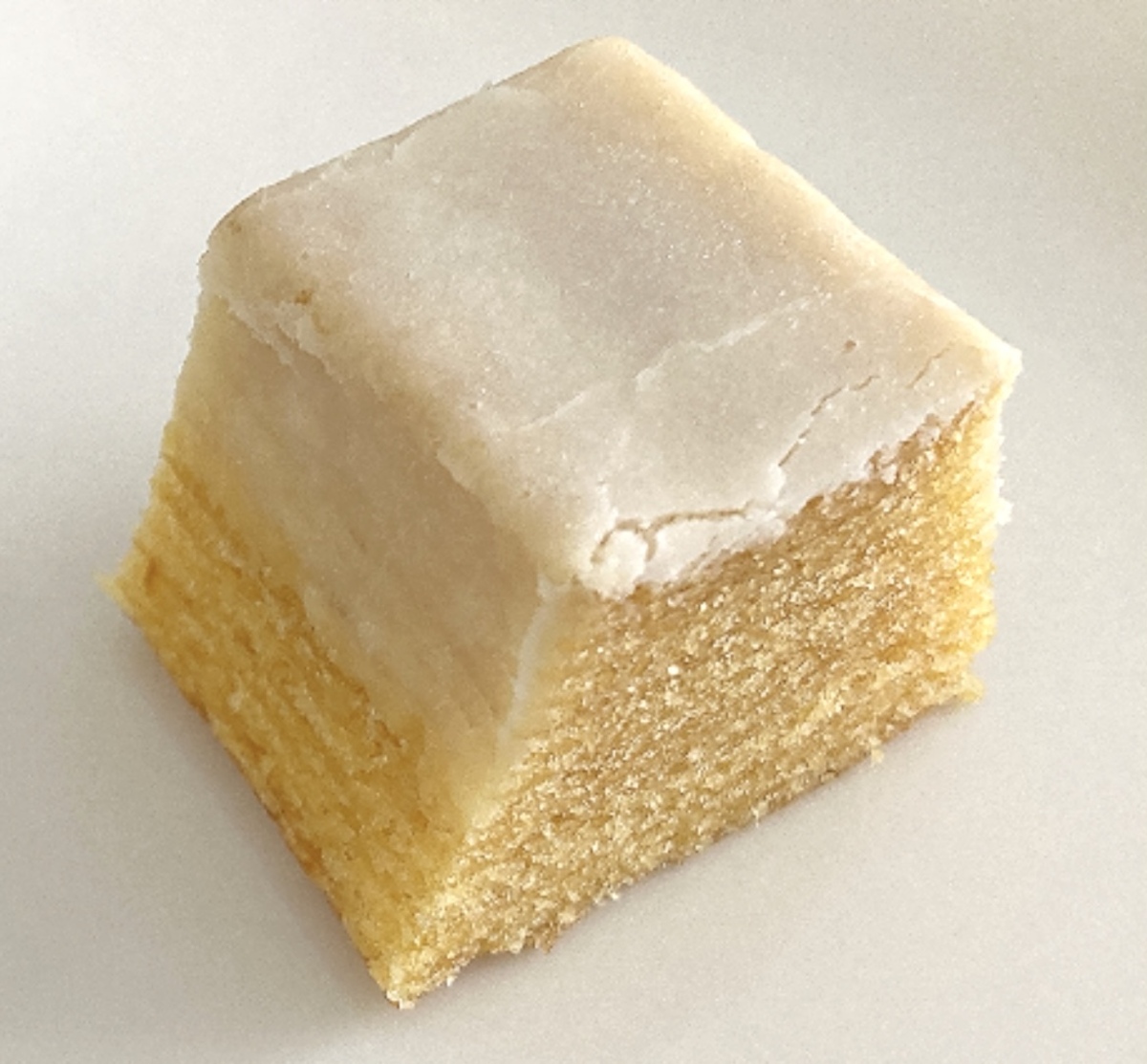 無印良品「塩パン風バウム」