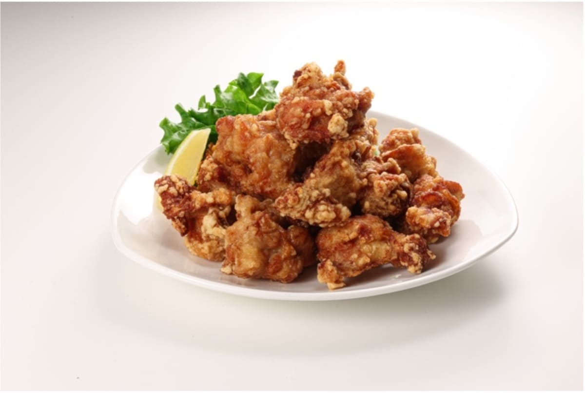 職人技が光る特製醤油から揚げ