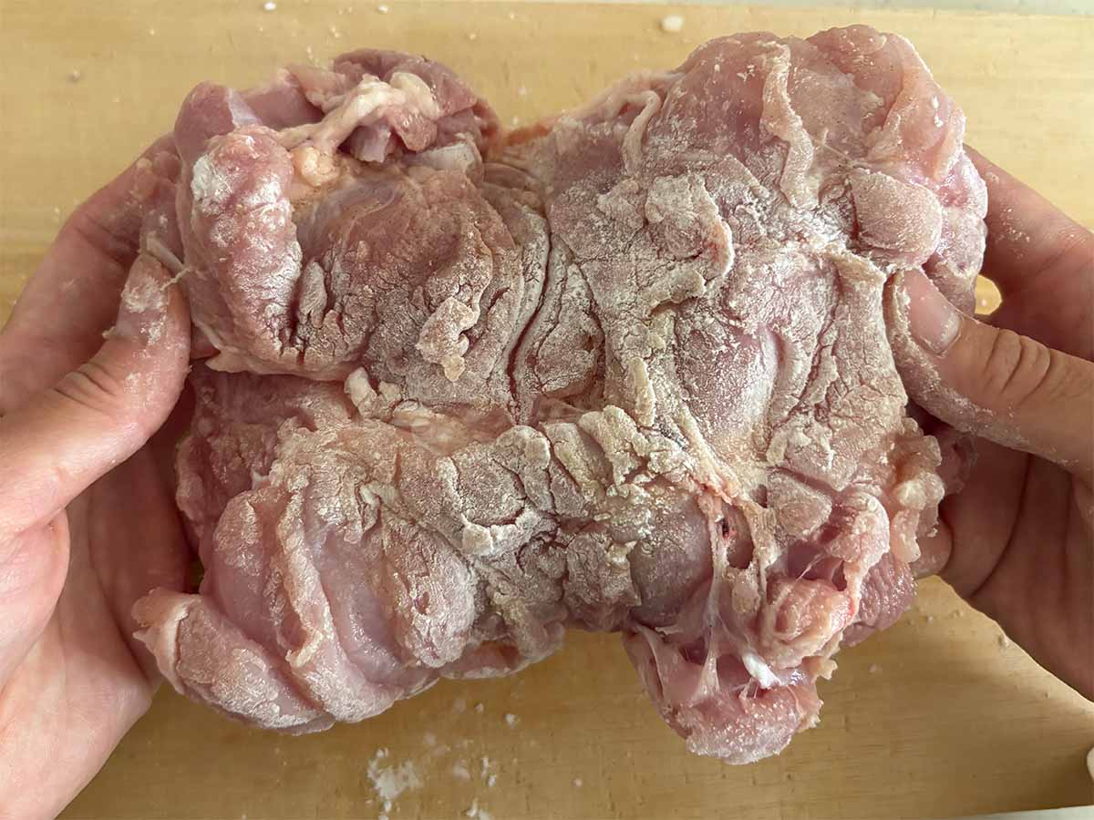 【メンズレシピ】鶏ももロールの和風ステーキ