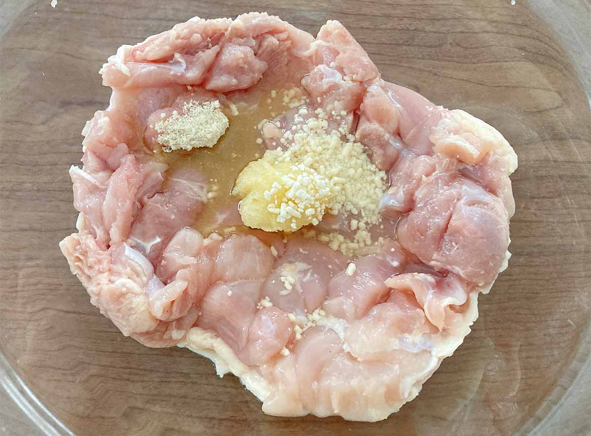 笠原将弘さん「鶏のニンニク焼き」