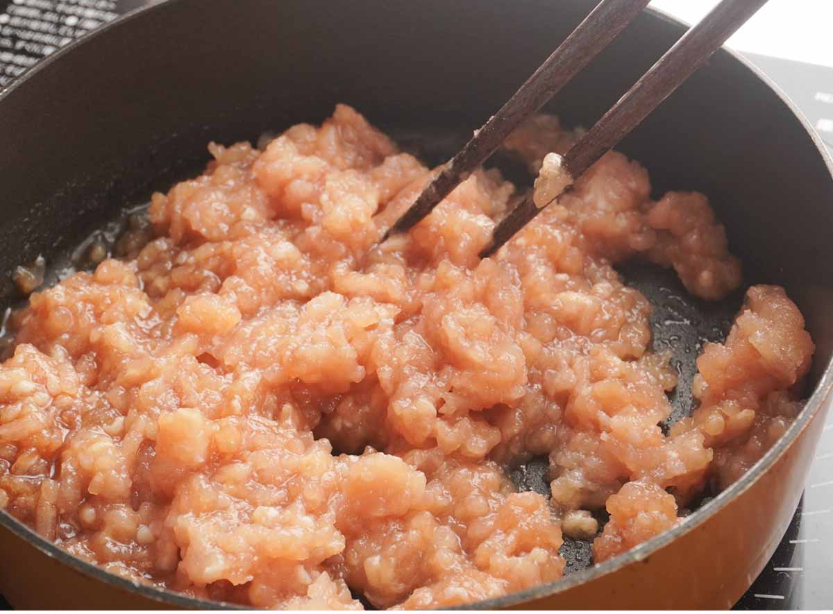 【メンズレシピ】そぼろ焼きおにぎり