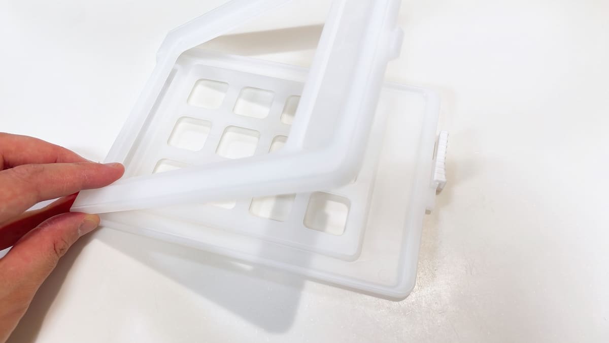 ダイソー「ハム＆ベーコンキーパー」