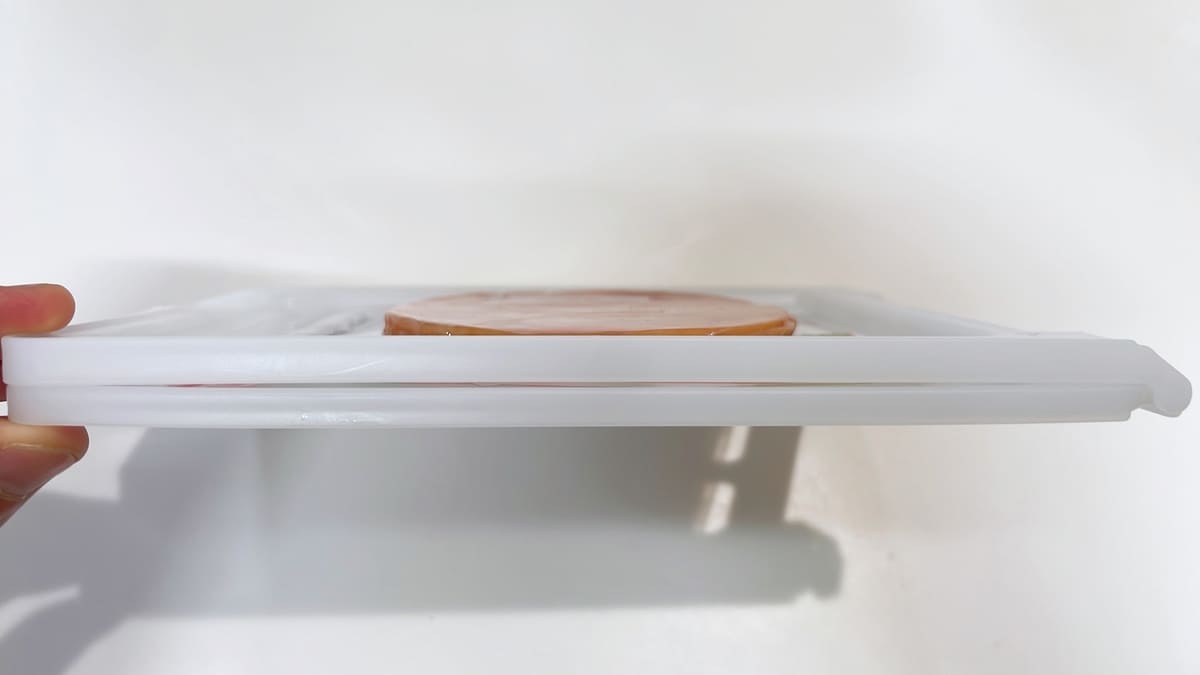 ダイソー「ハム＆ベーコンキーパー」