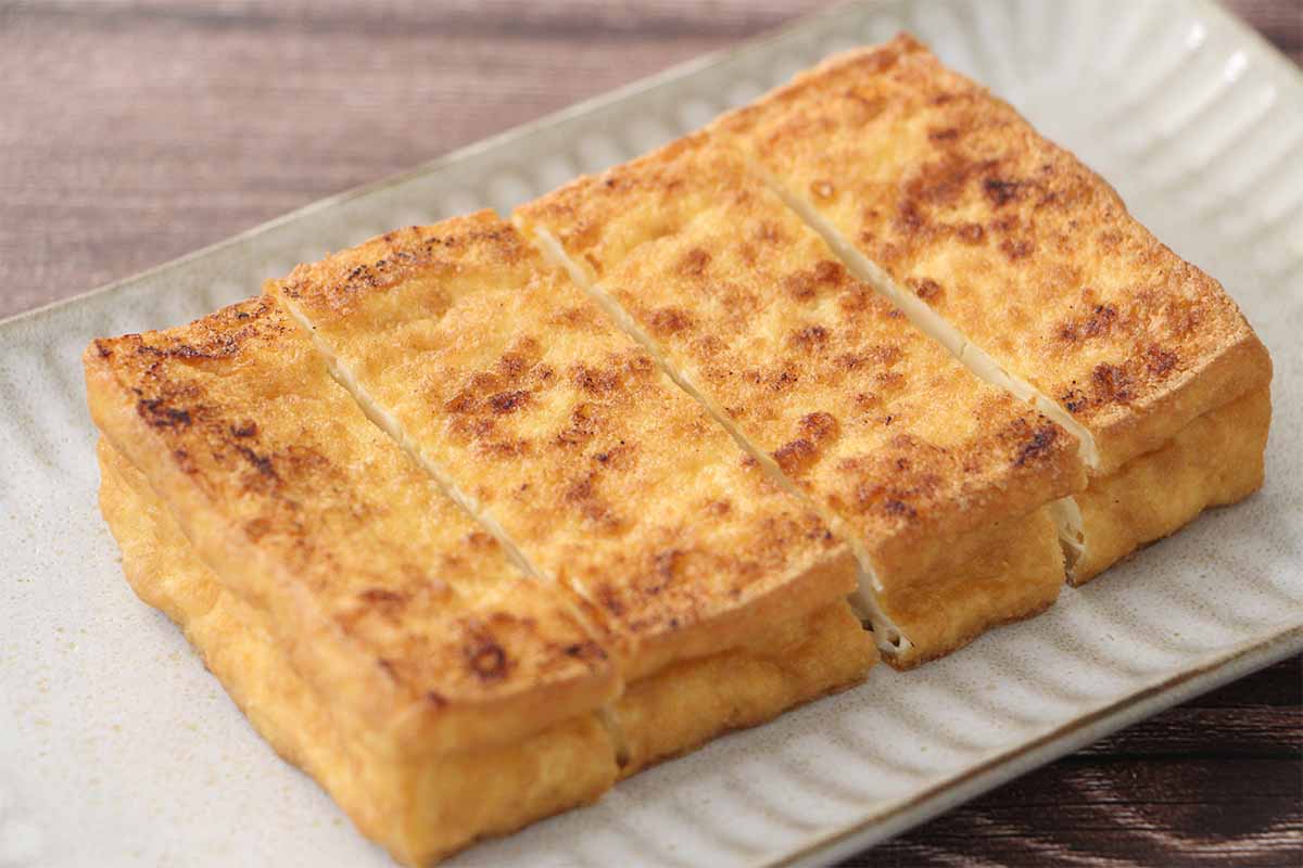 笠原将弘さん「厚揚げのしょうが焼きのっけ」