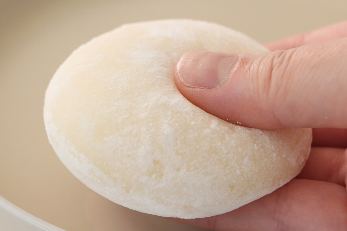 ローソン「Uchi Café×八天堂 カスタード大福」