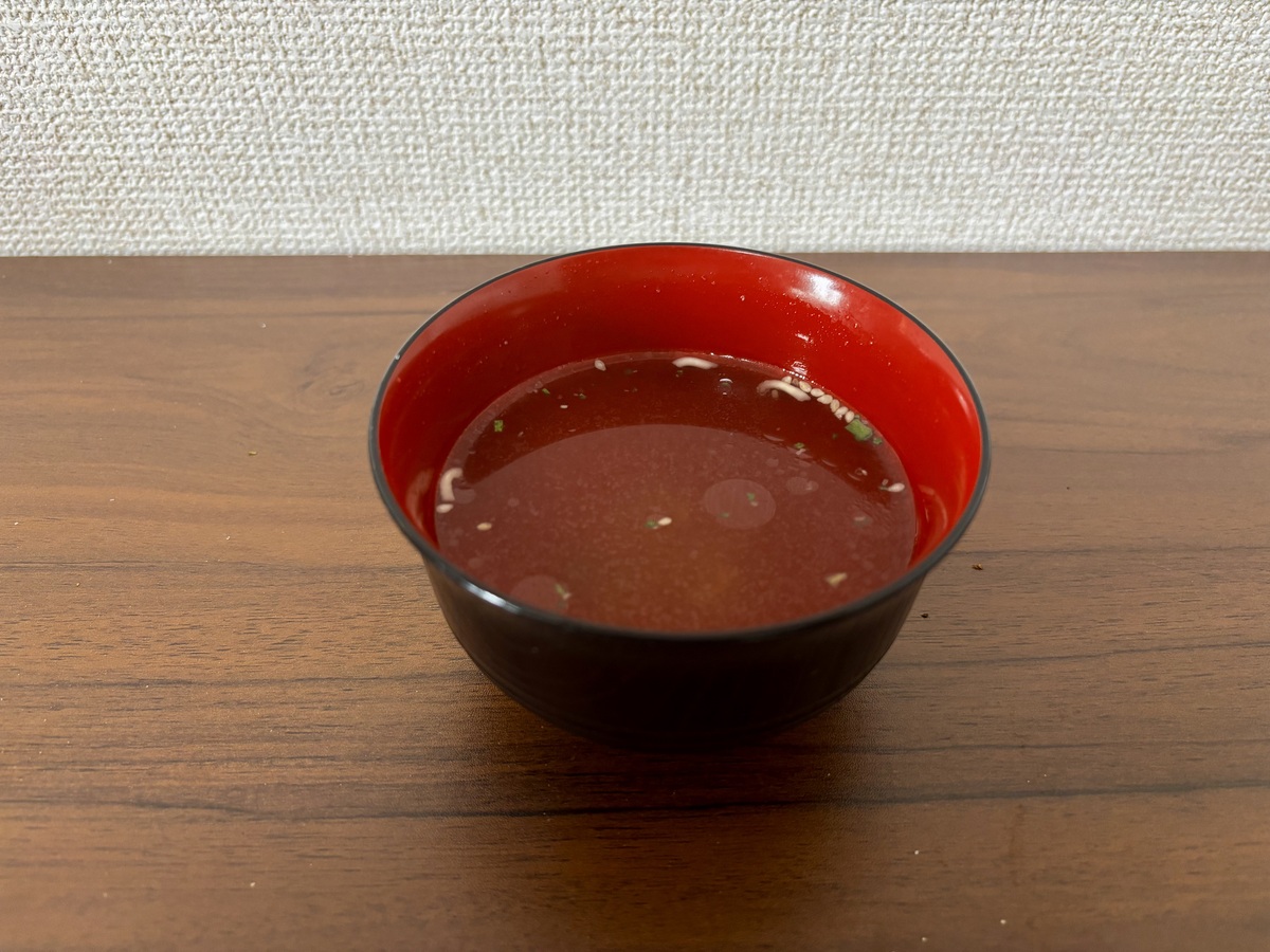 セブンイレブン「7P 1分湯戻し 大盛ソース焼そば」