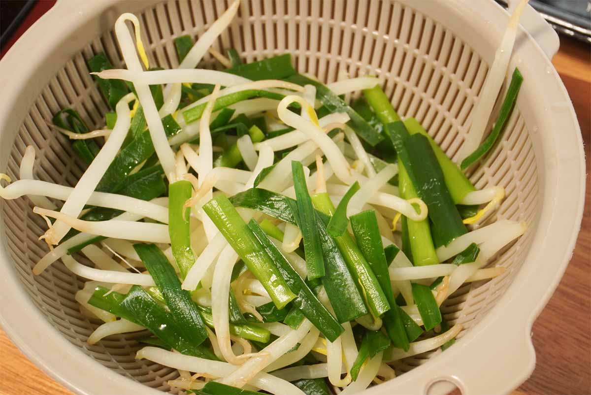 タサン志麻さん「辛ラーメンのまぜそば」