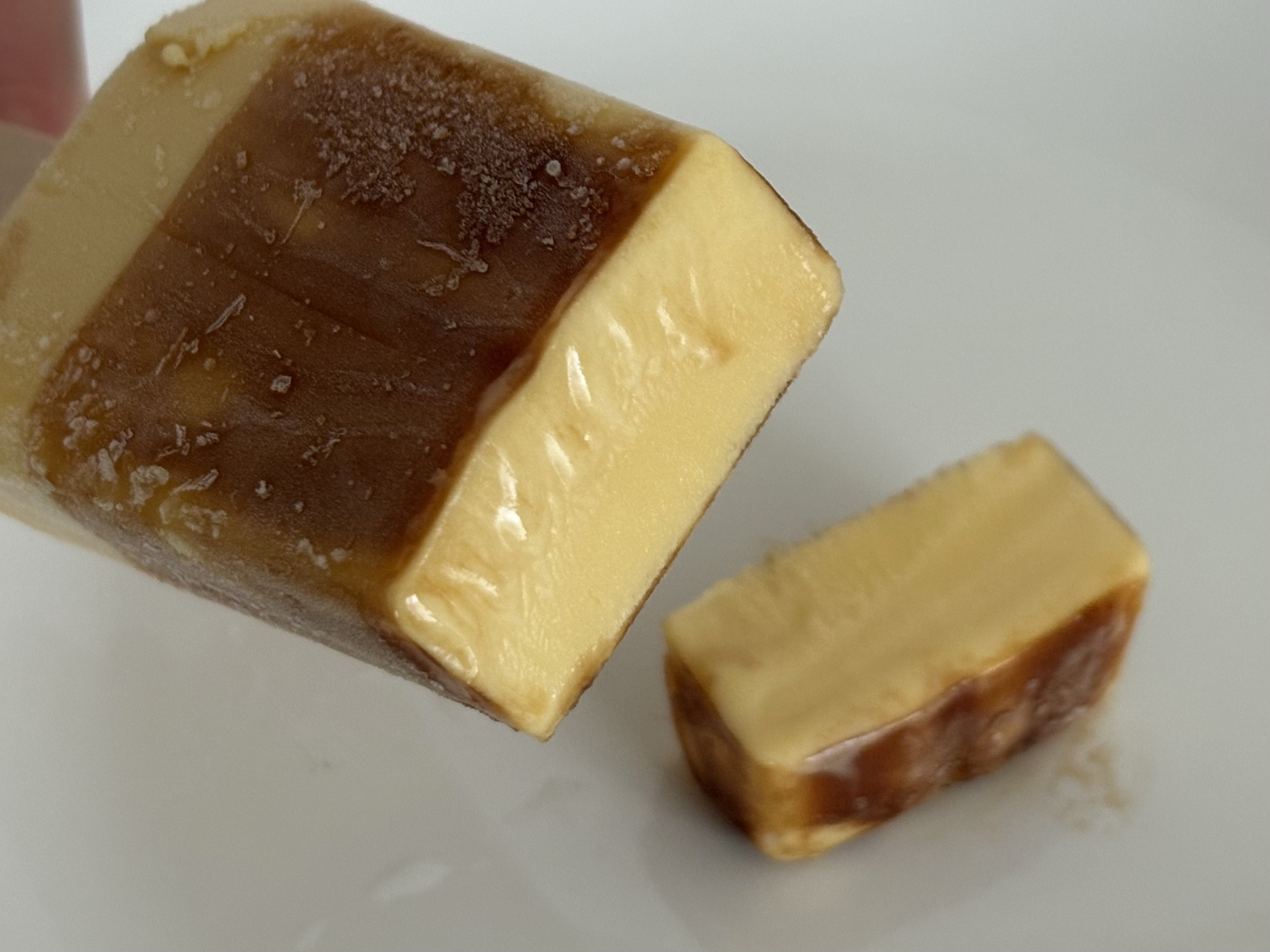 ファミリーマート「アンデイコ 喫茶店のレトロプリンアイスバー」