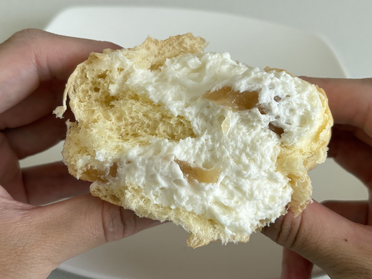 八天堂「冷やして食べるとろけるミルクくりーむパン」