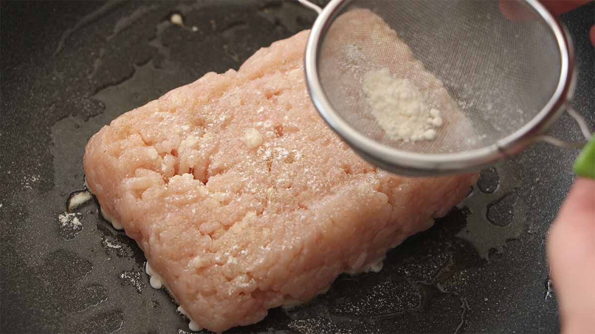 鶏つくね風ハンバーグ