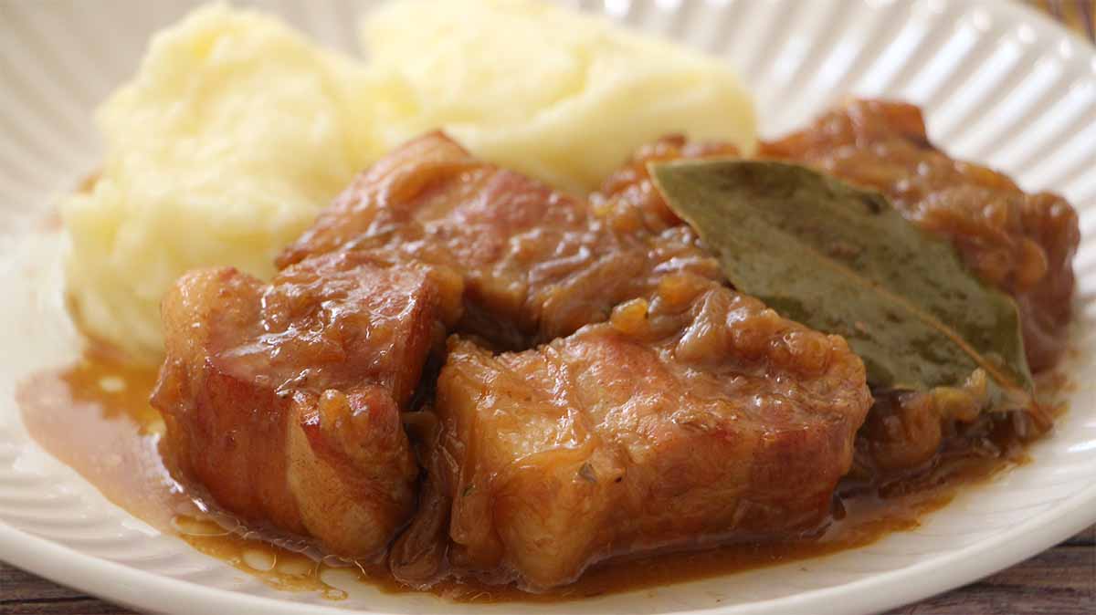 タサン志麻さん「豚肉のビール煮」