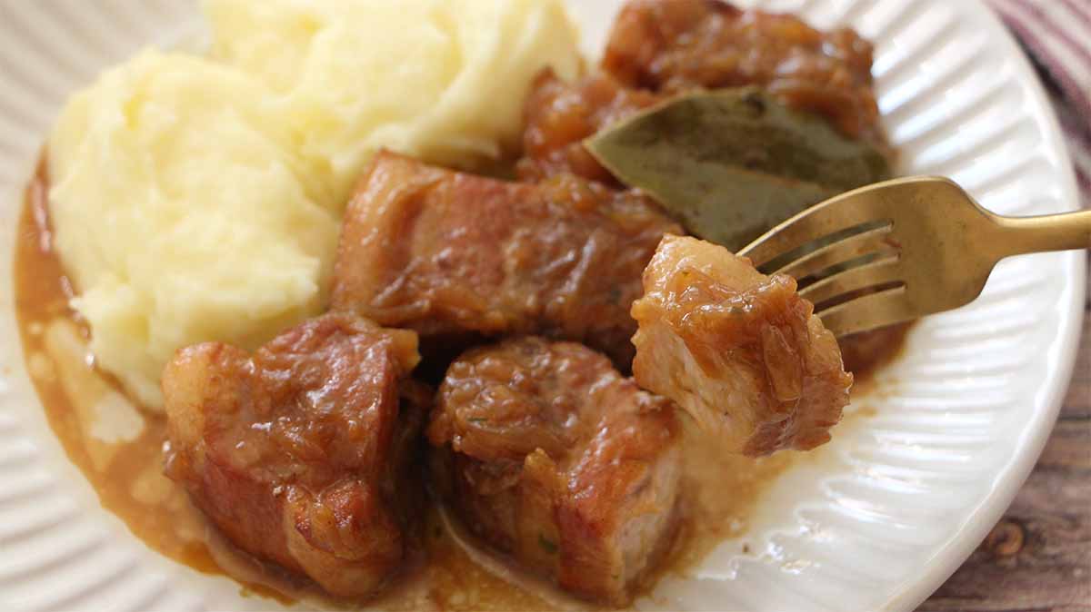 タサン志麻さん「豚肉のビール煮」