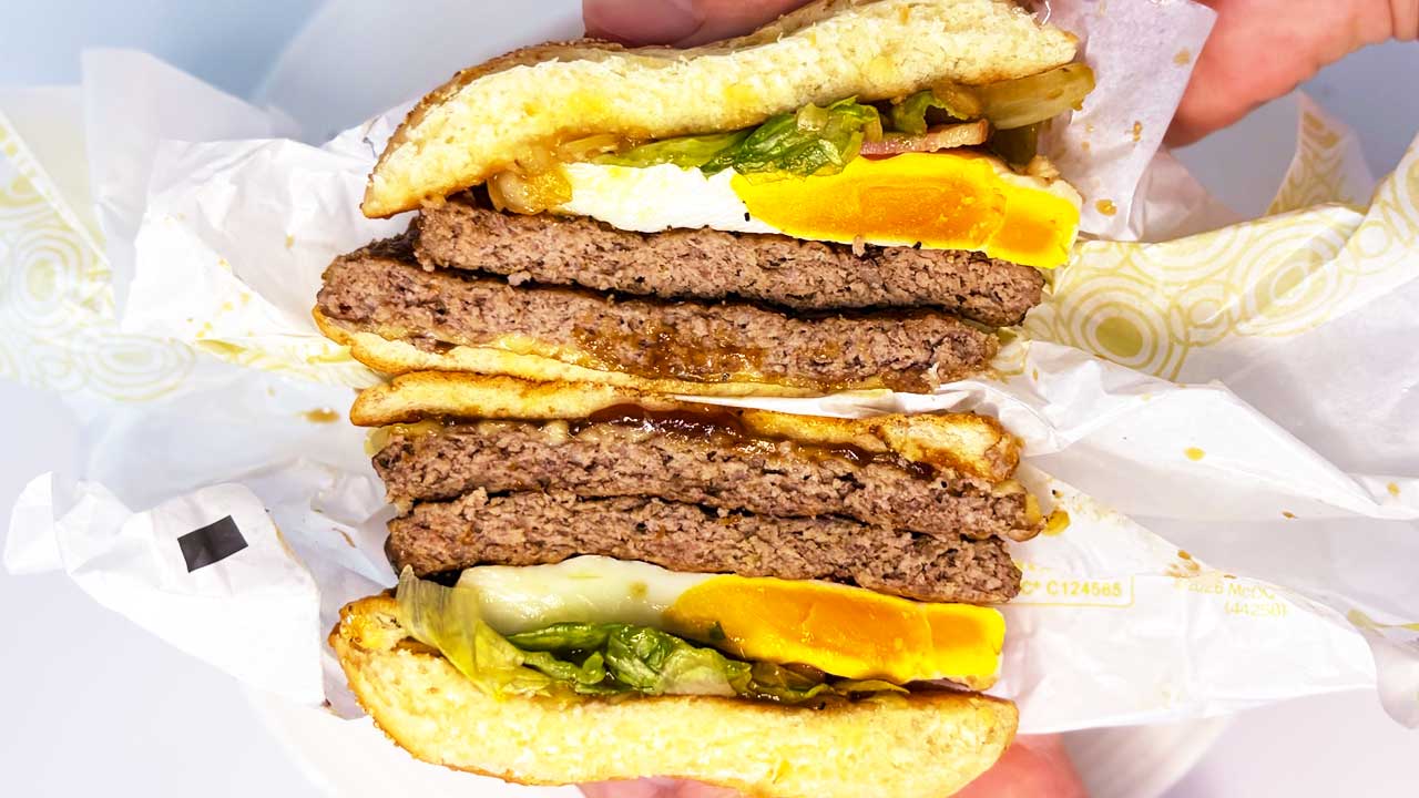 マクドナルド「炙り醤油風 たまごベーコンダブル肉厚ビーフ」