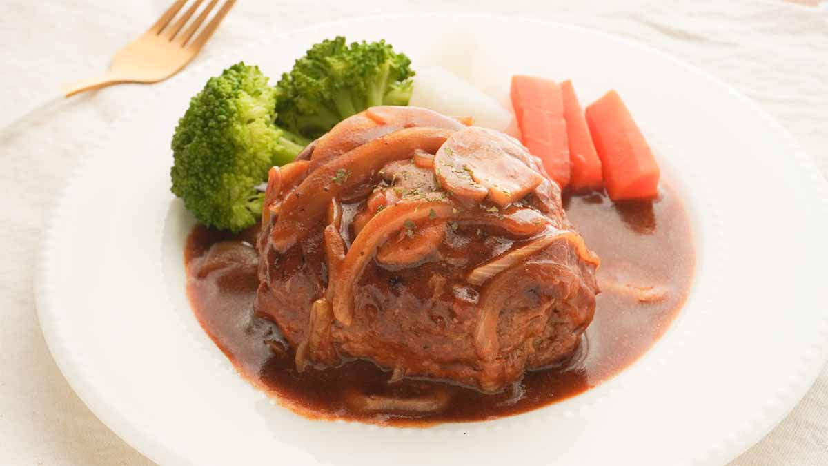 煮込みハンバーグ