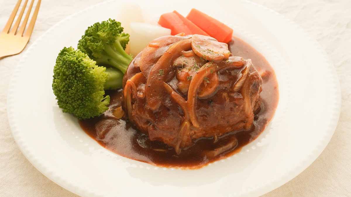 煮込みハンバーグ