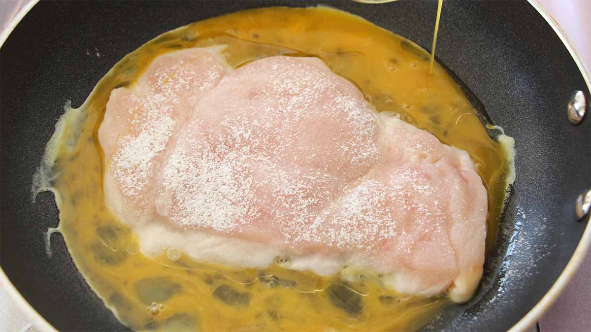 土井善晴さん「鶏むね肉の卵焼き」