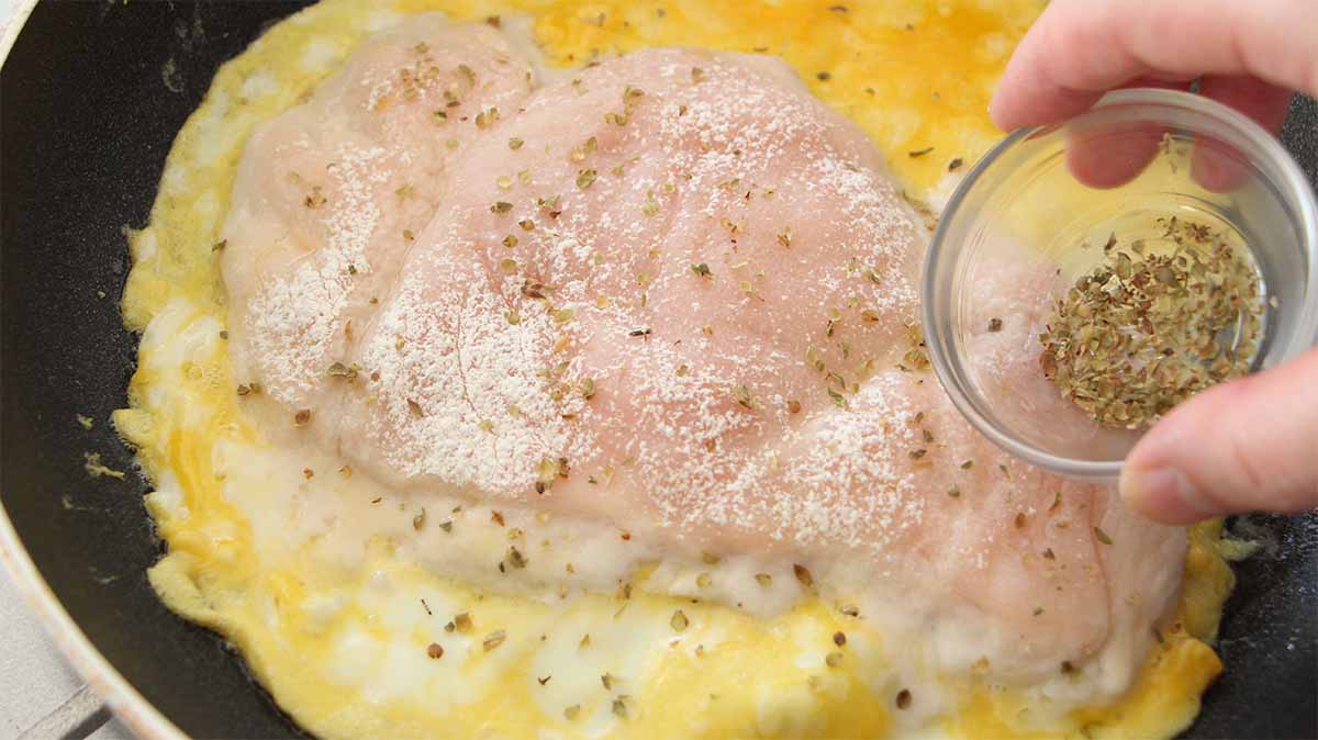 土井善晴さん「鶏むね肉の卵焼き」